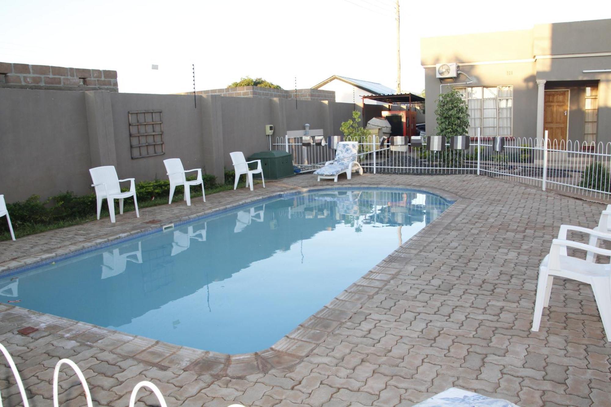 ליבינגסטון Asante Apartments מראה חיצוני תמונה