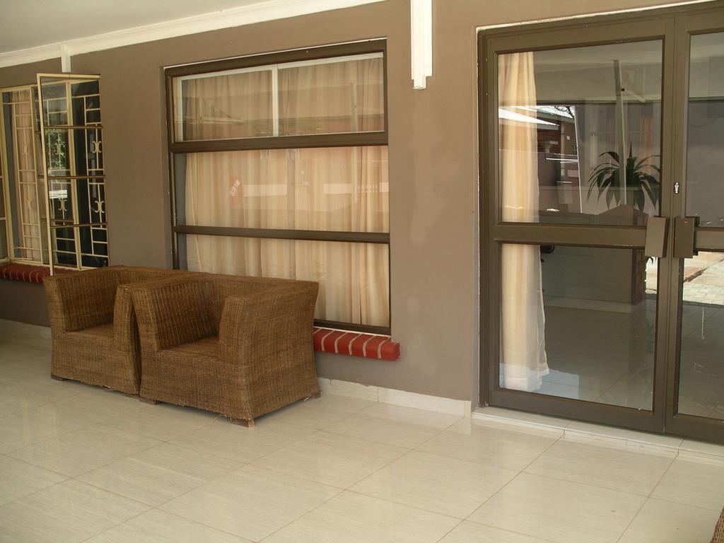 ליבינגסטון Asante Apartments חדר תמונה
